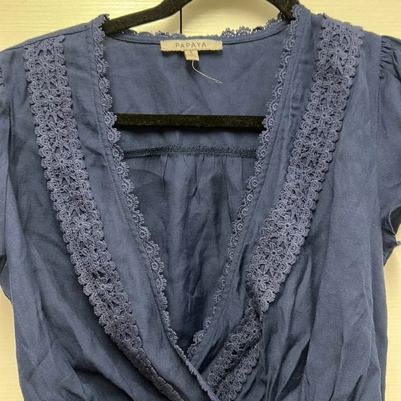 Top - Picture 2 of 2